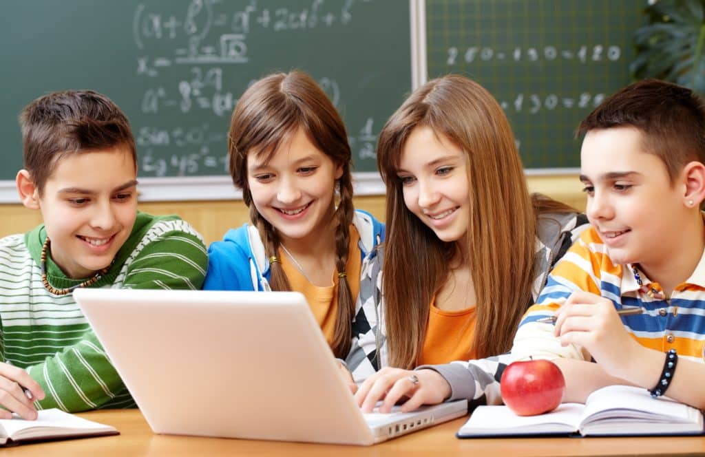 Proposals to broaden charter school networks for better education
