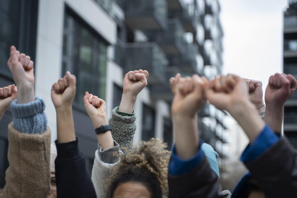 Rallies to back public service workers: a crucial movement